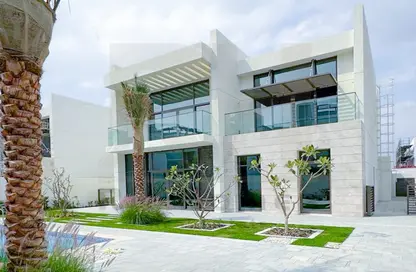 Villa - 4 Bedrooms - 4 Bathrooms for sale in District One Phase III - District One - Mohammed Bin Rashid City - Dubai