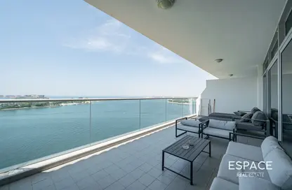 Apartment - 1 Bedroom - 2 Bathrooms for rent in Azure Residences - Palm Jumeirah - Dubai