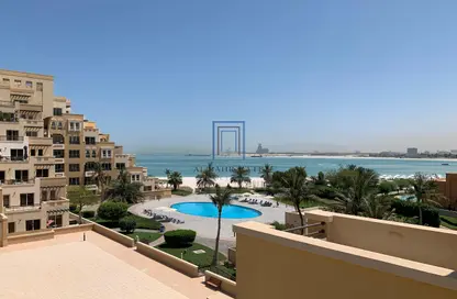 شقة - 2 غرف نوم - 4 حمامات للايجار في باب البحر - جزيرة المرجان - رأس الخيمة