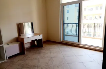 شقة - غرفة نوم - 2 حمامات للايجار في ريجنت هاوس 1 - ريجنت هاوس - مدينة السيارات - دبي