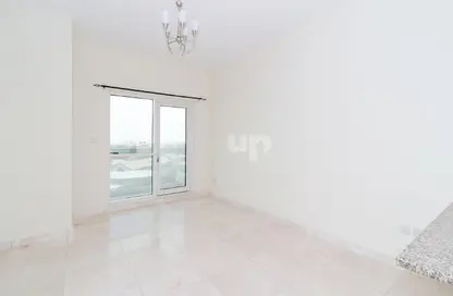 شقة - 1 حمام للايجار في برج سفير 1 - ابراج سفير - الخليج التجاري - دبي