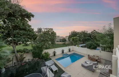 Villa - 4 Bedrooms - 4 Bathrooms for sale in Meadows 5 - Meadows - Dubai