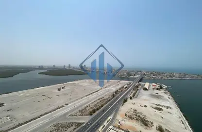 Apartment - 2 Bedrooms - 3 Bathrooms for rent in Julphar Residential Tower - Julphar Towers - Al Nakheel - Ras Al Khaimah