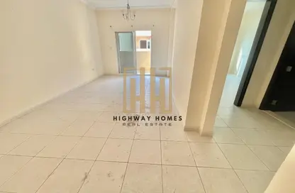 Apartment - 1 Bedroom - 2 Bathrooms for rent in Muwailih Building - Muwaileh - Sharjah
