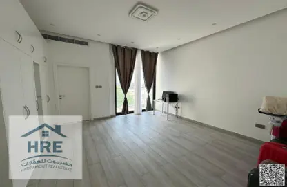Villa - 4 Bedrooms - 6 Bathrooms for rent in Al Zorah - Ajman