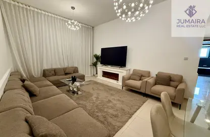 شقة - 2 غرف نوم - 3 حمامات للايجار في 4 رويال بريز - رويال بريز - قرية الحمرا - رأس الخيمة شقة - 2 غرف نوم - 3 حمامات للايجار في 4 رويال بريز - رويال بريز - قرية الحمرا - رأس الخيمة