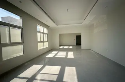 Villa - 5 Bedrooms - 7 Bathrooms for sale in Khalifa City A Villas - Khalifa City A - Khalifa City - Abu Dhabi