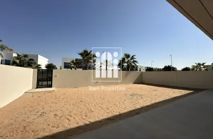 Villa - 4 Bedrooms - 5 Bathrooms for sale in The Magnolias - Yas Acres - Yas Island - Abu Dhabi