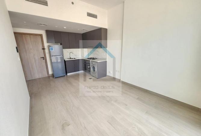 15693928 - صورة العقار 2