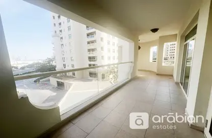 Balcony image for: Apartment - 3 Bedrooms - 4 Bathrooms for rent in Al Sarrood - Shoreline Apartments - Palm Jumeirah - Dubai, Image 1