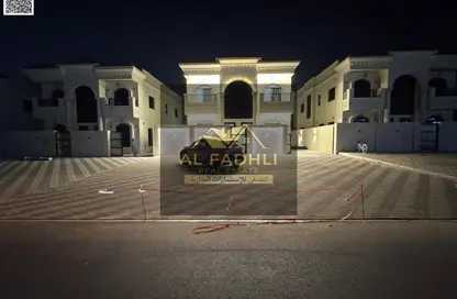 فيلا - 5 غرف نوم - 6 حمامات للبيع في الحليو 2 - الحليو - عجمان
