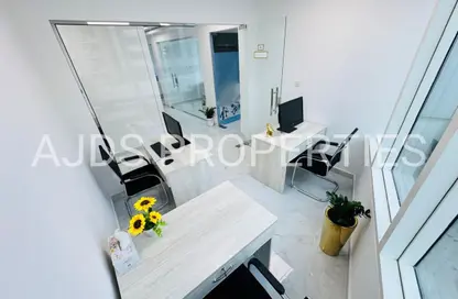 Office Space - Studio - 1 Bathroom for rent in Fatima Mohammad Ahmad Bin Suleiman Building - Al Raffa - Bur Dubai - Dubai