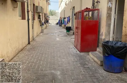 سكن عمال - استوديو - 8 حمامات للايجار في الصجعة الصناعية - آلصجعه - الشارقة