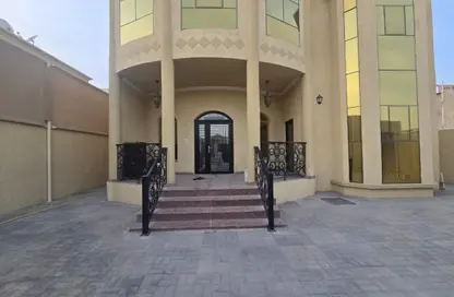 Villa - 5 Bedrooms - 7 Bathrooms for sale in Al Mowaihat 1 - Al Mowaihat - Ajman
