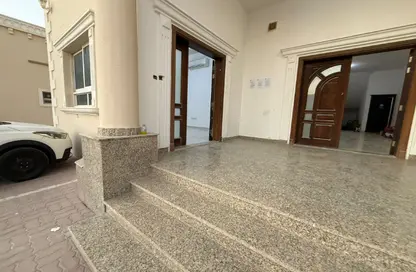 Apartment - 1 Bedroom - 1 Bathroom for rent in Shakhbout City - Abu Dhabi Apartment - 1 Bedroom - 1 Bathroom for rent in Shakhbout City - Abu Dhabi