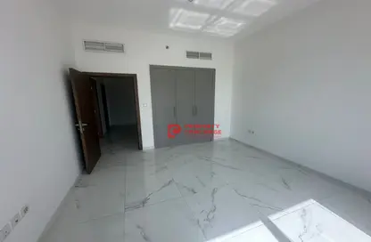 Apartment - 2 Bedrooms - 4 Bathrooms for rent in 5th Avenue - Al Furjan - Dubai