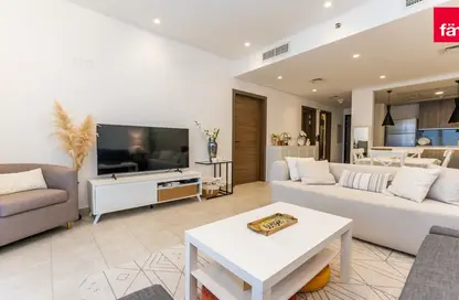 شقة - غرفة نوم - 2 حمامات للبيع في حياتي رزدنسز - قرية الجميرا سركل - دبي