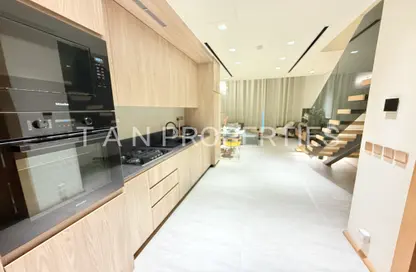 Apartment - 1 Bedroom - 2 Bathrooms for rent in The Autograph - Jumeirah Village Circle - Dubai