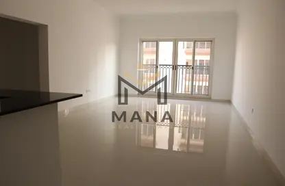 Empty Room image for: Apartment - 2 Bedrooms - 2 Bathrooms for sale in Canal Residence - Dubai Sports City - Dubai, Image 1