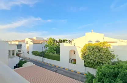 Villa - 5 Bedrooms for rent in Al Yasat Compound - Al Karamah - Abu Dhabi