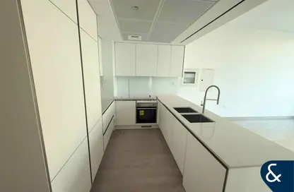 شقة - 3 غرف نوم - 4 حمامات للايجار في لوما بارك فيوز - منطقة 14 - قرية جميرا الدائرية - دبي شقة - 3 غرف نوم - 4 حمامات للايجار في لوما بارك فيوز - منطقة 14 - قرية جميرا الدائرية - دبي