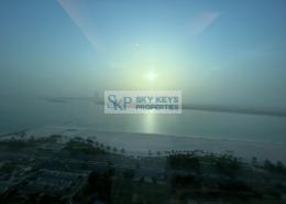 Apartment - 5 bedrooms - 7 bathrooms for rent in Wave tower - Corniche Road - Abu Dhabi
