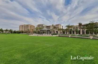 Apartment - 2 Bedrooms - 3 Bathrooms for rent in Qamar 2 - Madinat Badr - Al Muhaisnah - Dubai