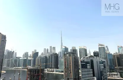 Apartment - 1 Bedroom - 2 Bathrooms for rent in The Paragon by IGO - Business Bay - Dubai