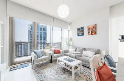 شقة - 2 غرف نوم - 2 حمامات للايجار في A كريك سايد 18 - حدائق الإمارات 1 - ميناء خور دبي (ذا لاجونز) - دبي