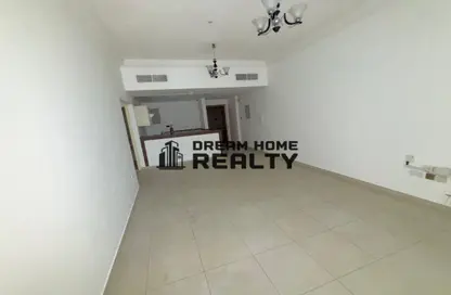 Apartment - 1 Bedroom - 1 Bathroom for rent in Zakhir Tower 1 - Zakhir Towers - Al Taawun - Sharjah