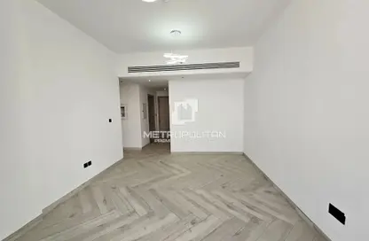 Apartment - 2 Bedrooms - 3 Bathrooms for rent in Empire Residence - District 17 - Jumeirah Village Circle - Dubai
