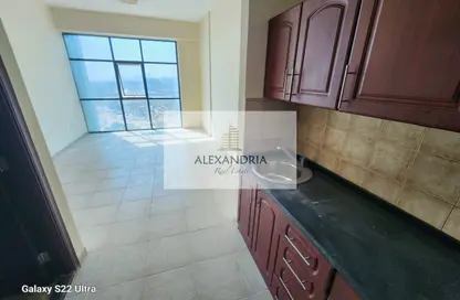 Apartment - Studio - 1 Bathroom for rent in Al Shaiba Building - Dubai Outsource Zone - Dubai