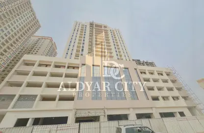 Apartment - Studio - 1 Bathroom for sale in Garden Residences - Emirates City - Ajman