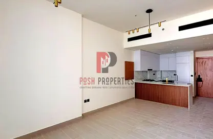 شقة - غرفة نوم - 2 حمامات للايجار في بن غاطي عنبر - منطقة 11 - قرية جميرا الدائرية - دبي شقة - غرفة نوم - 2 حمامات للايجار في بن غاطي عنبر - منطقة 11 - قرية جميرا الدائرية - دبي