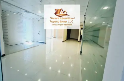 Empty Room image for: Office Space - Studio - 2 Bathrooms for rent in SG Bulding - Khalifa Street - Abu Dhabi, Image 1