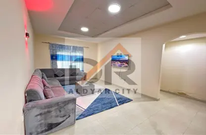 شقة - غرفة نوم - 2 حمامات للايجار في مساكن كورنيش عجمان - طريق كورنيش عجمان - عجمان