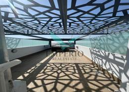 Balcony image for: Duplex - 2 bedrooms - 2 bathrooms for sale in Oasis 1 - Oasis Residences - Masdar City - Abu Dhabi, Image 1