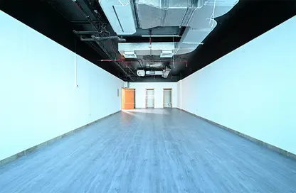 Office Space - Studio - 2 Bathrooms for rent in Capital Golden Tower - Business Bay - Dubai