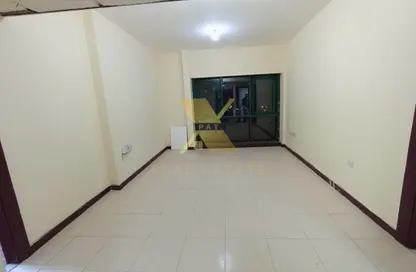 شقة - غرفة نوم - 2 حمامات للايجار في شارع الفلاح - وسط المدينة - أبوظبي