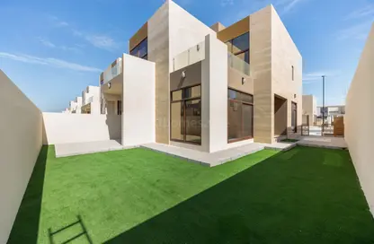 Villa - 4 Bedrooms - 6 Bathrooms for sale in Elie Saab VIE Townhouses - District 11 - Mohammed Bin Rashid City - Dubai