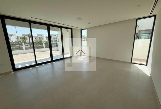 15560435 - صورة العقار 3