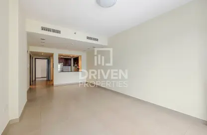 Apartment - 1 Bedroom - 2 Bathrooms for rent in Dubai Wharf Tower 2 - Dubai Wharf - Al Jaddaf - Dubai