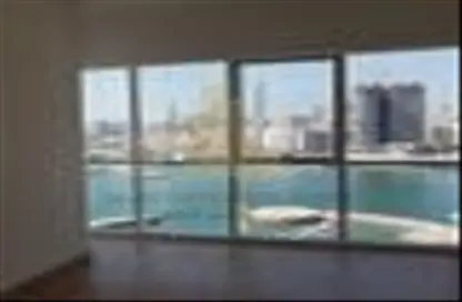 Empty Room image for: Apartment - 2 Bedrooms - 3 Bathrooms for sale in One Marina Square - Marina Square - Al Reem Island - Abu Dhabi, Image 1