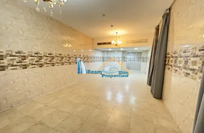 Apartment - 3 Bedrooms - 3 Bathrooms for rent in Silicon Gates 1 - Silicon Gates - Dubai Silicon Oasis - Dubai