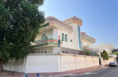 فيلا - 5 غرف نوم - 8 حمامات للبيع في الرفاعة - الحيرة - الشارقة