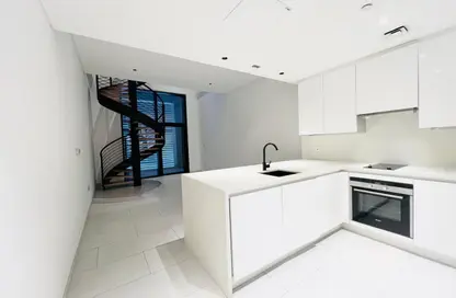 Apartment - 1 Bedroom - 2 Bathrooms for rent in Marquise Square Tower - Business Bay - Dubai