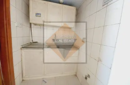 Apartment - Studio - 1 Bathroom for rent in Muwailih Building - Muwaileh - Sharjah