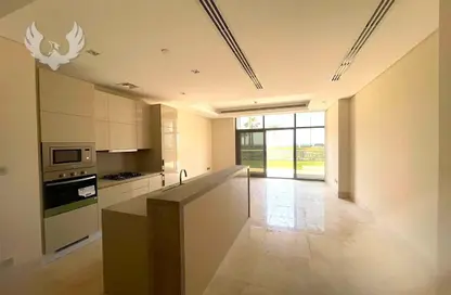Kitchen image for: Apartment - 2 Bedrooms - 3 Bathrooms for rent in The 8 - The Crescent - Palm Jumeirah - Dubai, Image 1