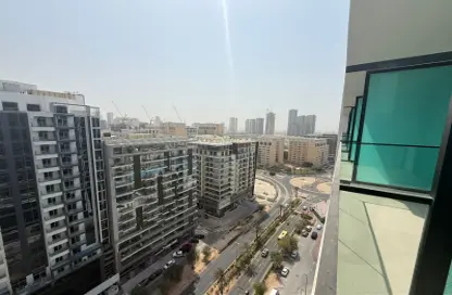 Apartment - Studio - 1 Bathroom for rent in Binghatti Azure - Jumeirah Village Circle - Dubai
