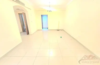 Apartment - 1 Bedroom - 2 Bathrooms for rent in Muwaileh 29 Building - Muwaileh - Sharjah